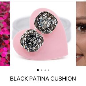 Jojo loves you cushion earrings